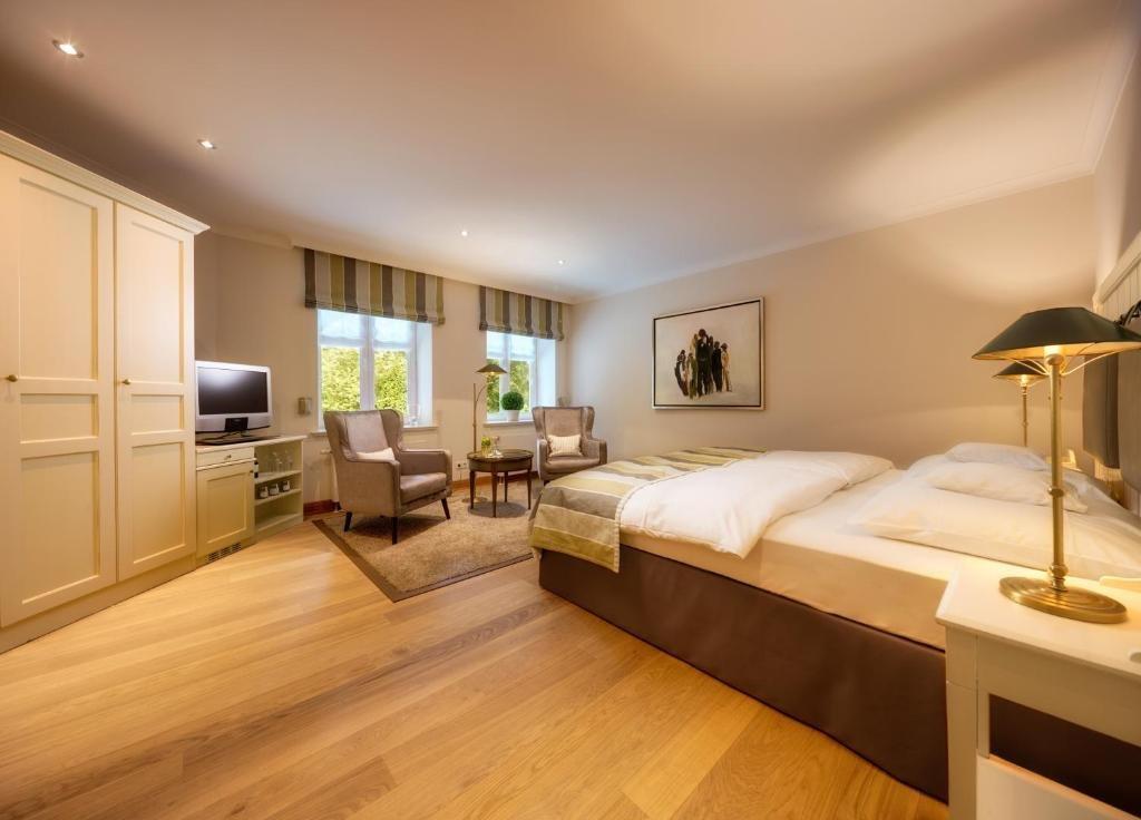 Alter Meierhof Gluecksburg Ngoại thất bức ảnh